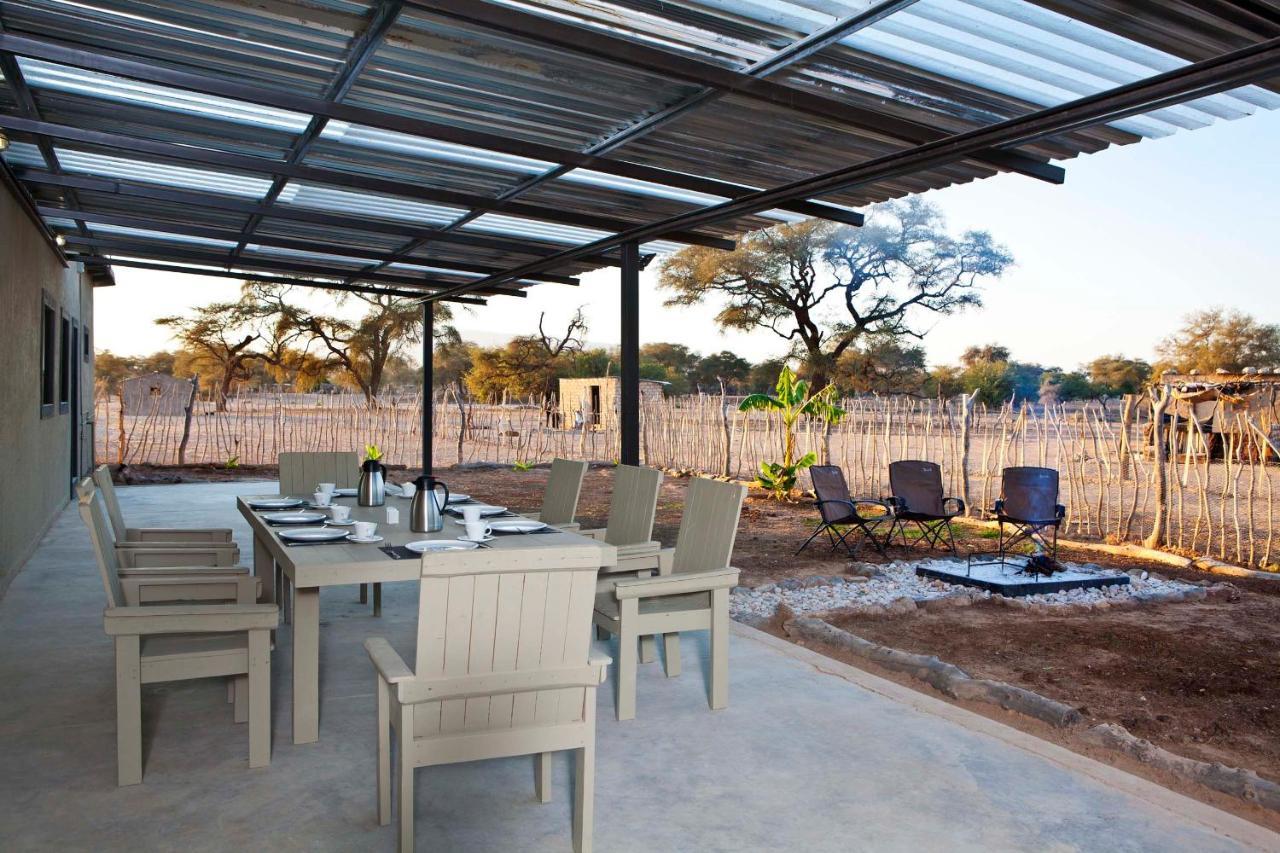 Sesfontein Guesthouse Bagian luar foto