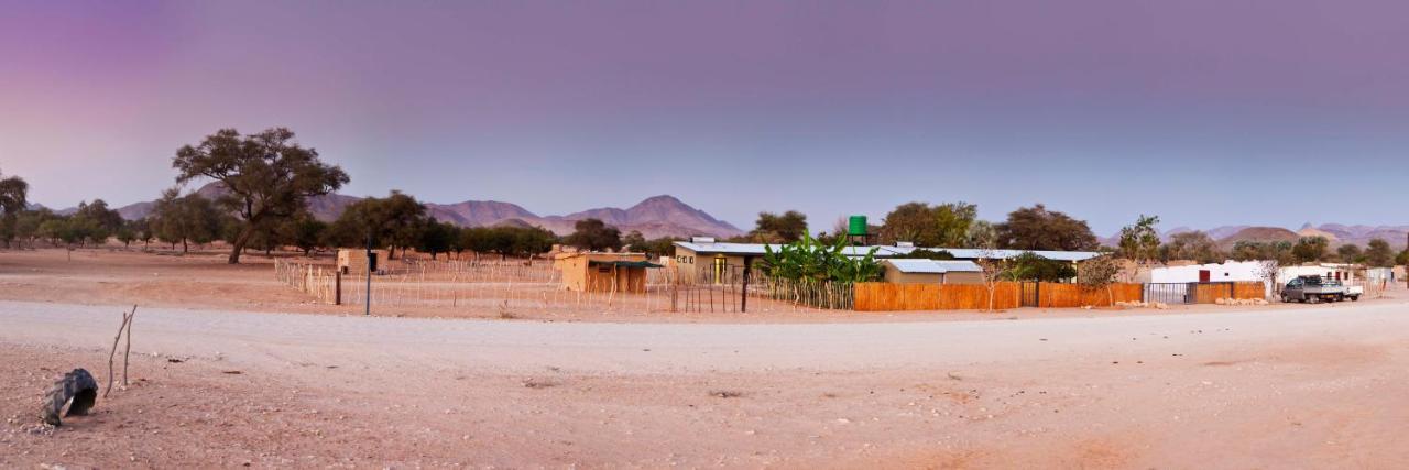Sesfontein Guesthouse Bagian luar foto